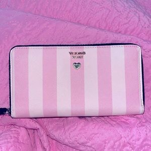 Victoria Secret Wallet 💕🎀